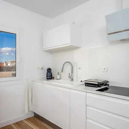 Apartment Front Line Beach In Ref 14