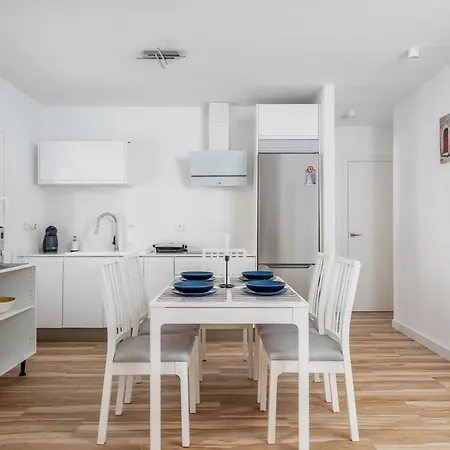 Apartment Front Line Beach In Ref 14 *